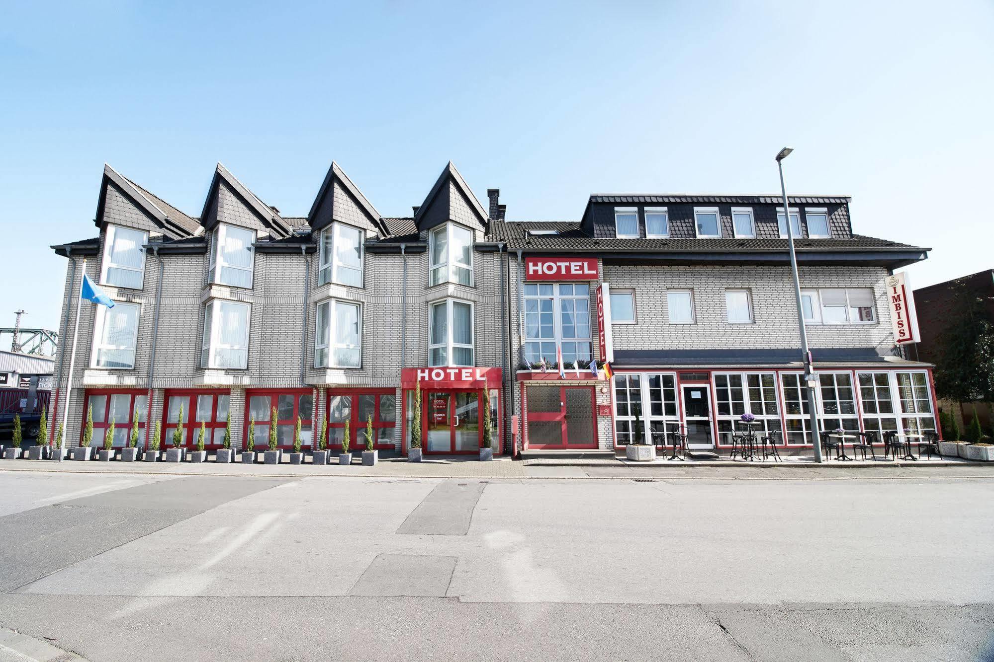Hotel Zum Eisenhammer Oberhausen  Extérieur photo