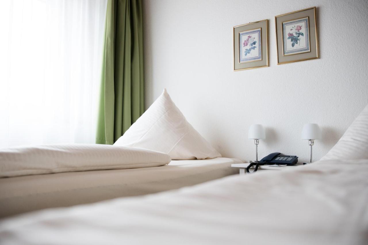 Hotel Zum Eisenhammer Oberhausen  Extérieur photo