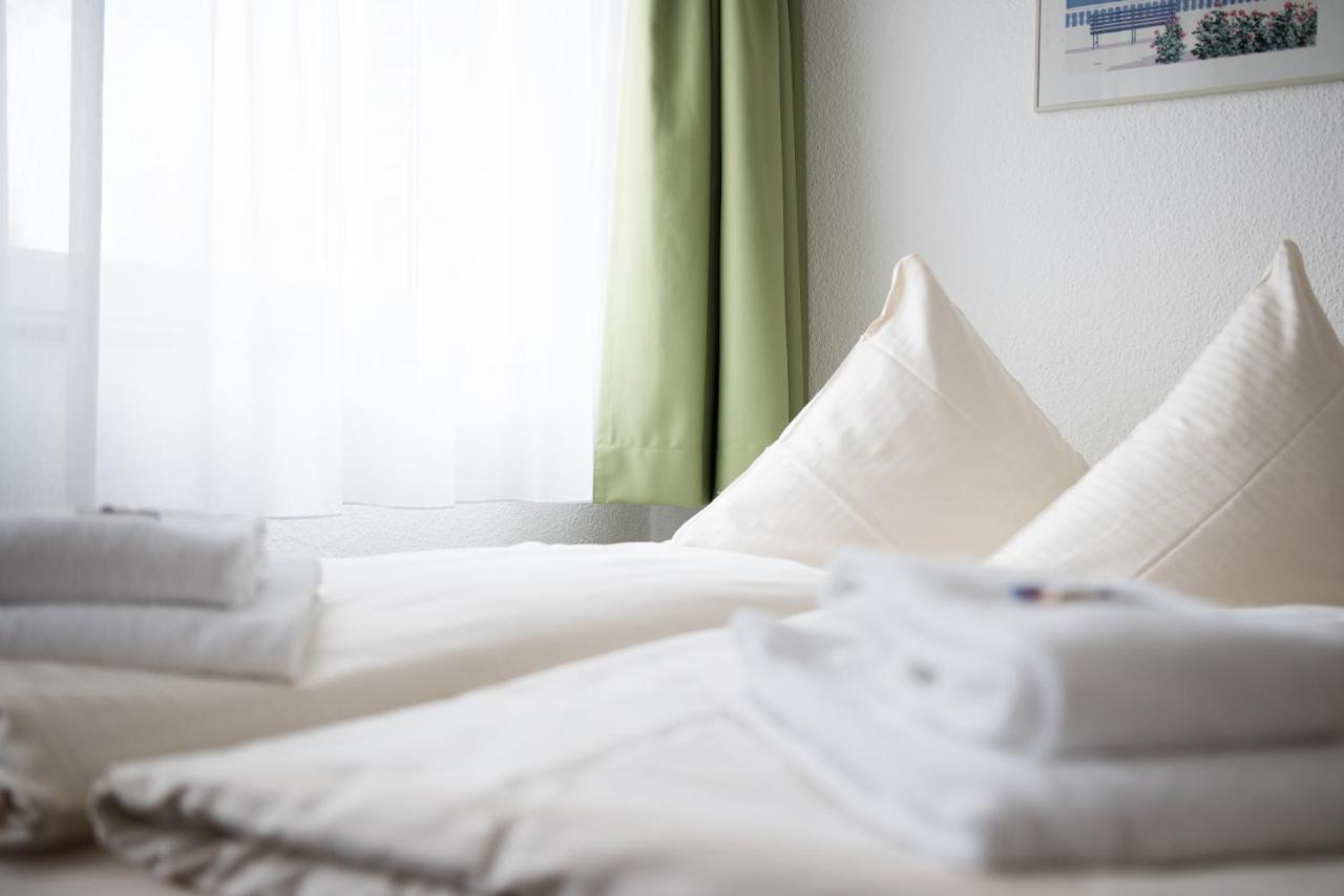 Hotel Zum Eisenhammer Oberhausen  Extérieur photo