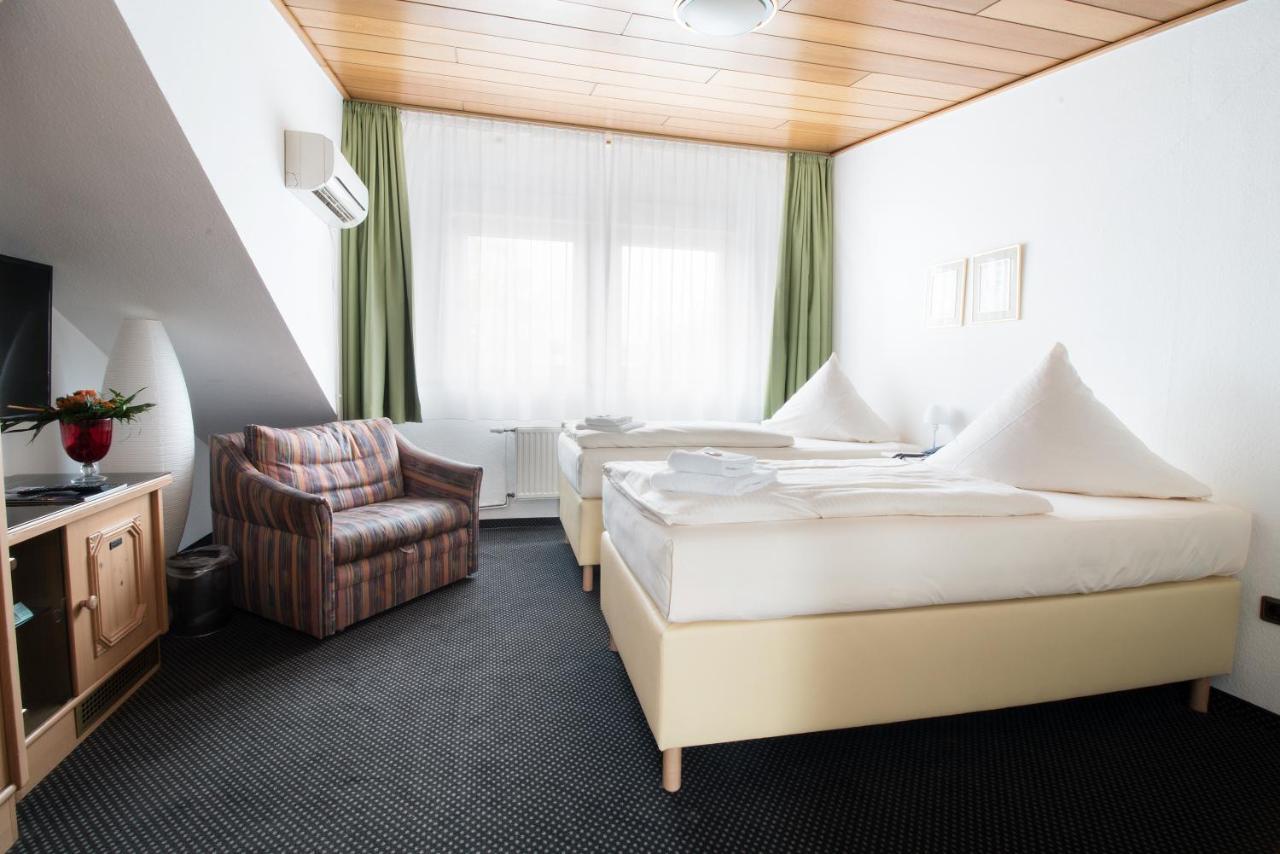 Hotel Zum Eisenhammer Oberhausen  Extérieur photo