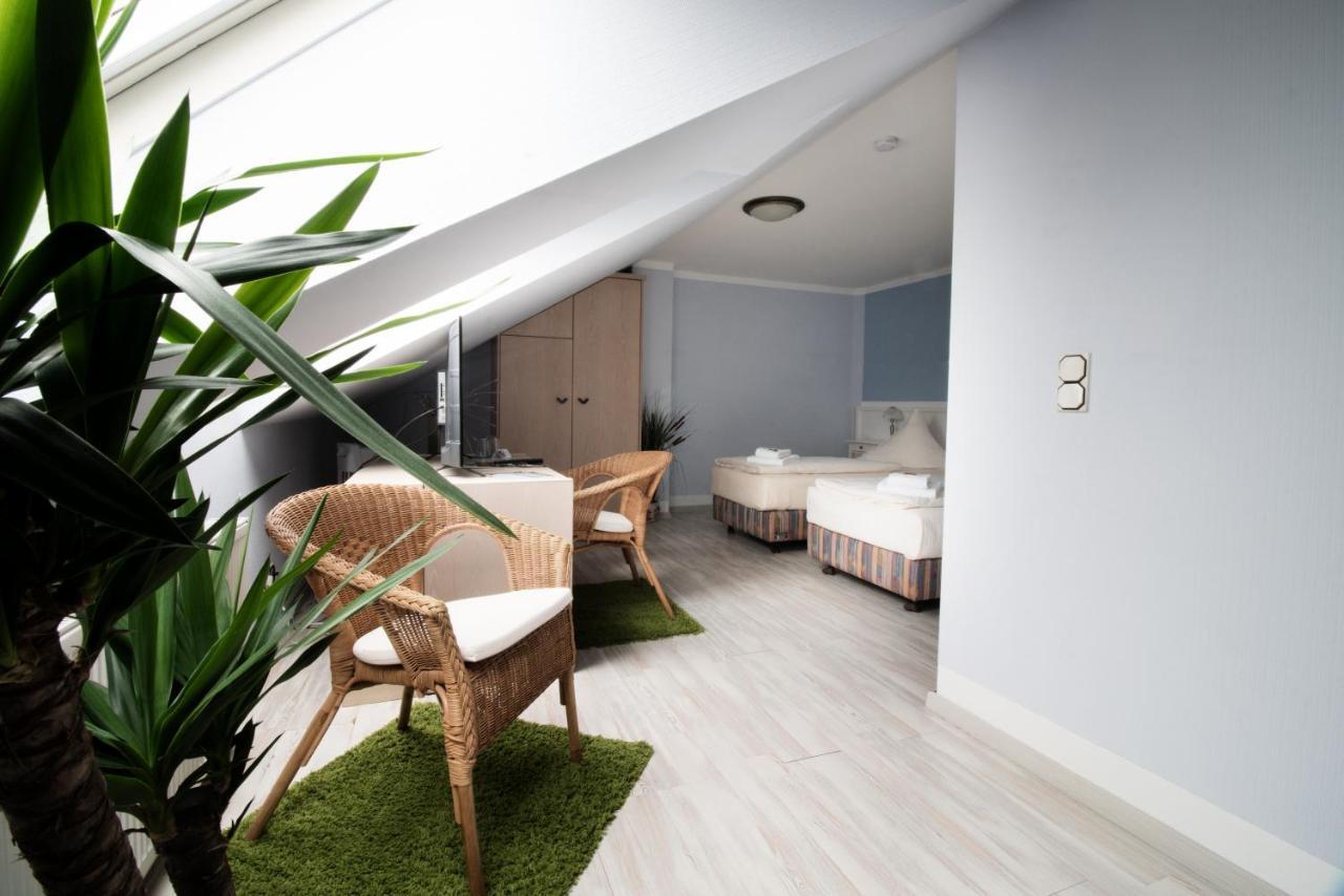 Hotel Zum Eisenhammer Oberhausen  Extérieur photo